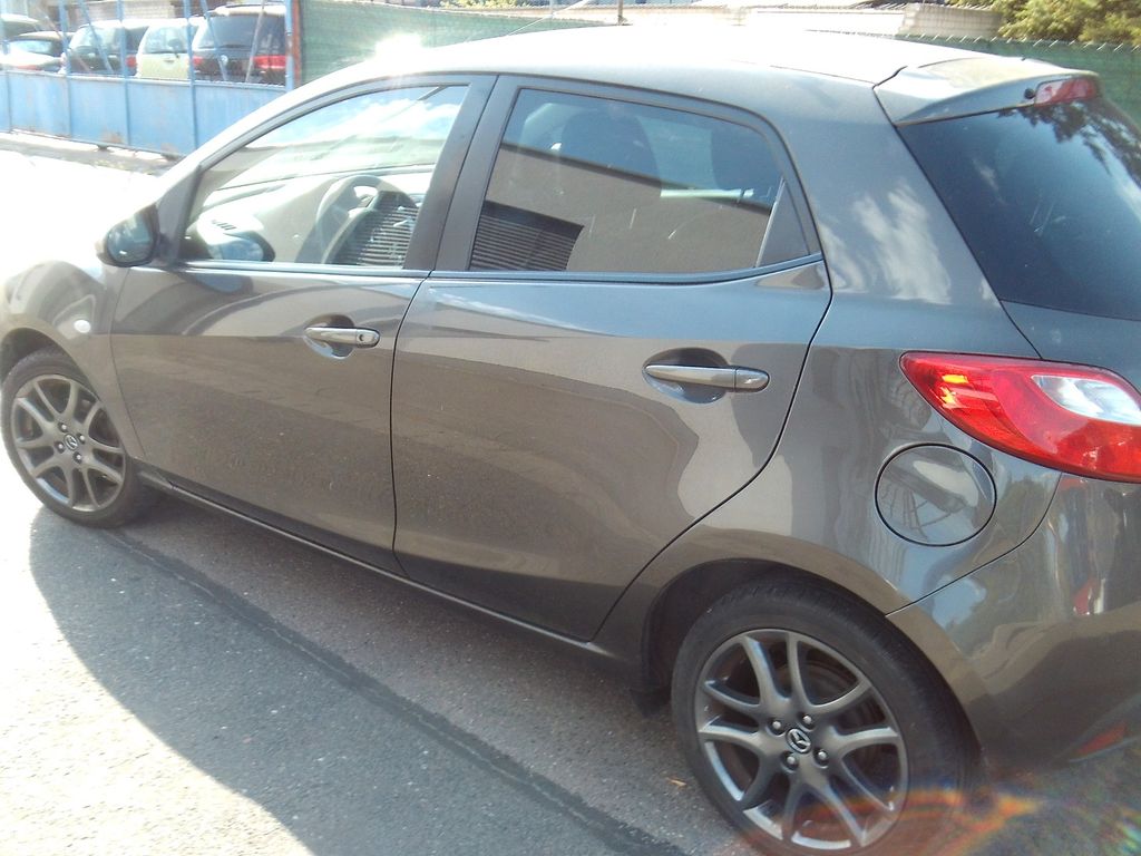 Bild des Angebotes Mazda 2