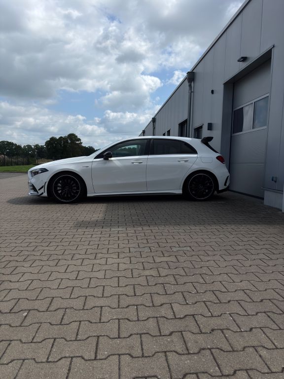 Bild des Angebotes Mercedes-Benz A 35 AMG Mercedes-AMG A 35 4MATIC DCT Merced...