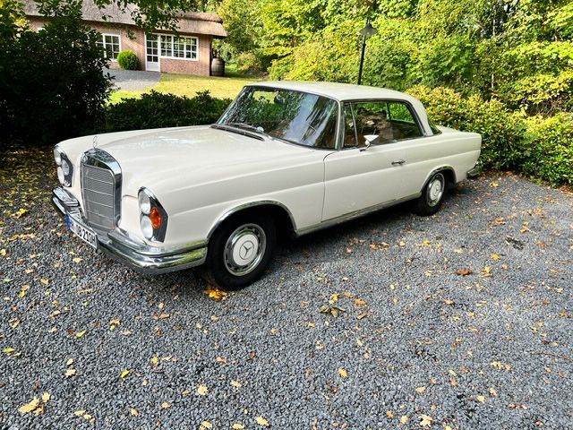 Bild des Angebotes Mercedes-Benz 250 SEC, W111