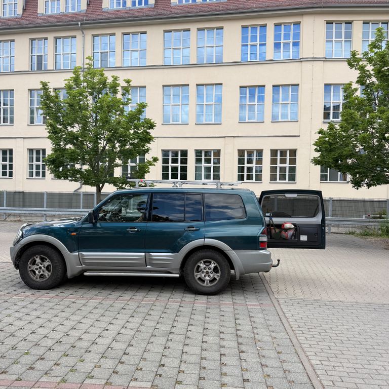 Bild des Angebotes Mitsubishi Pajero 3,2 DI-D Vieles Neu