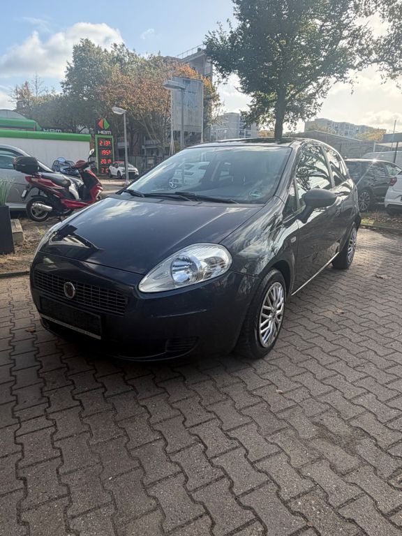 Bild des Angebotes Fiat Punto 1.4 8V Active Active