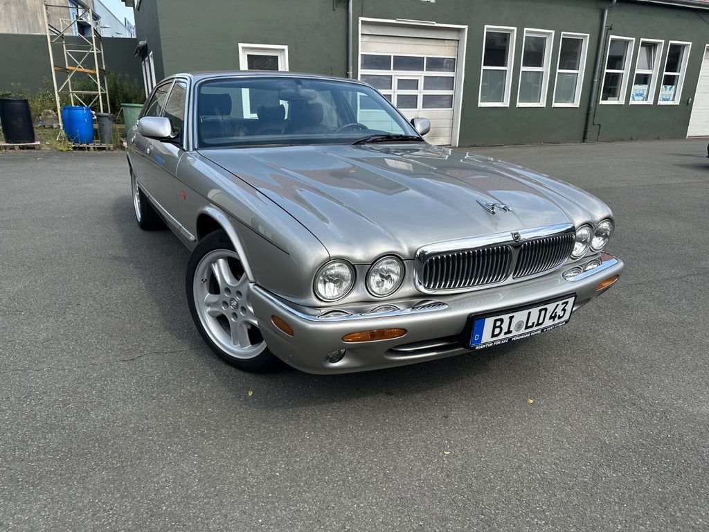 Bild des Angebotes Jaguar XJ8 Sovereign 4.0 wenig km, extrem guter Zustand
