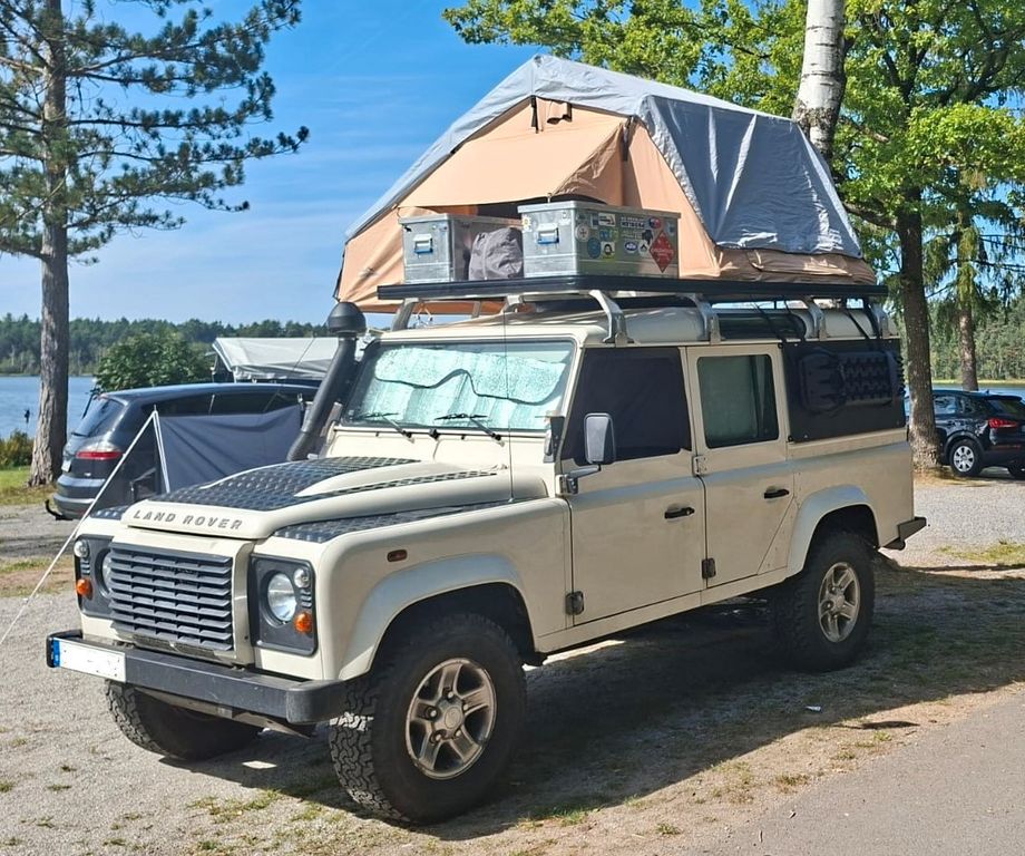 Bild des Angebotes Land Rover Defender 110 Td4 Station Wagon SE