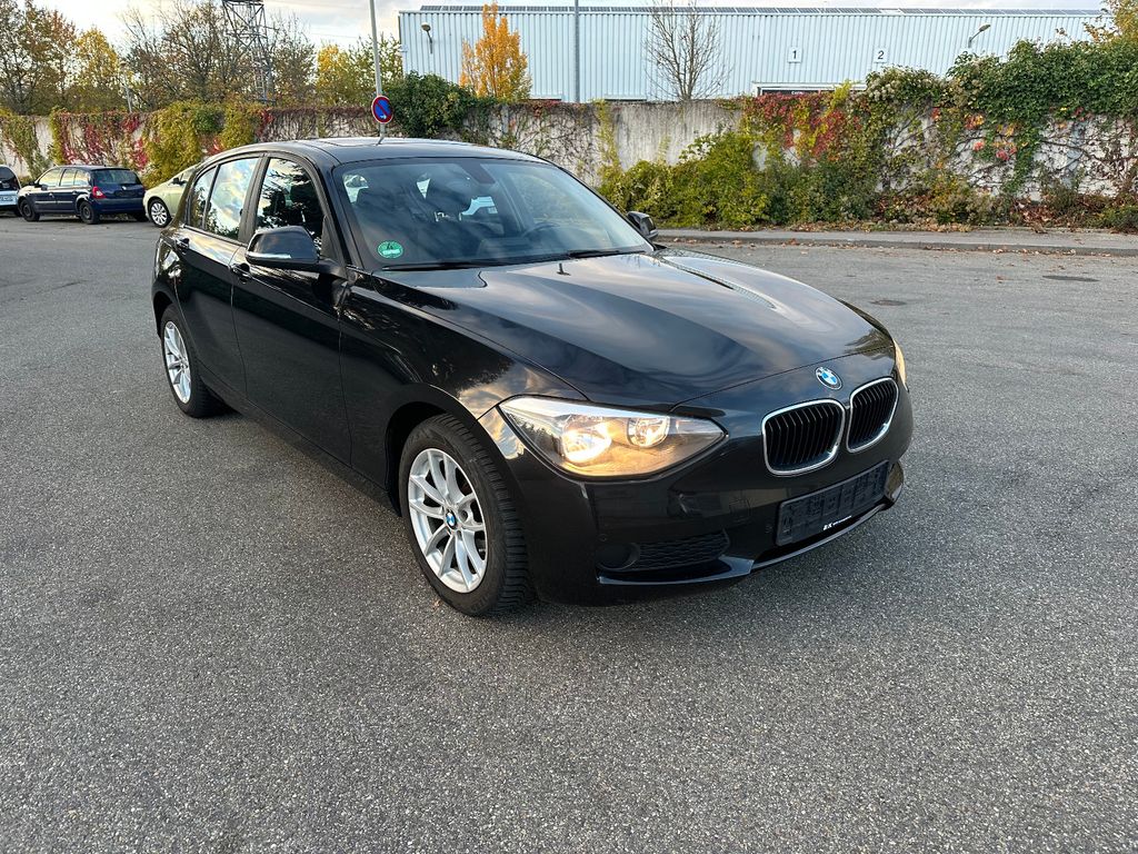 Bild des Angebotes BMW 116i,Navi,Tempomat,PDC,Sitzh.,SD