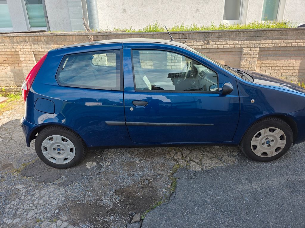 Bild des Angebotes Fiat Punto 1.2