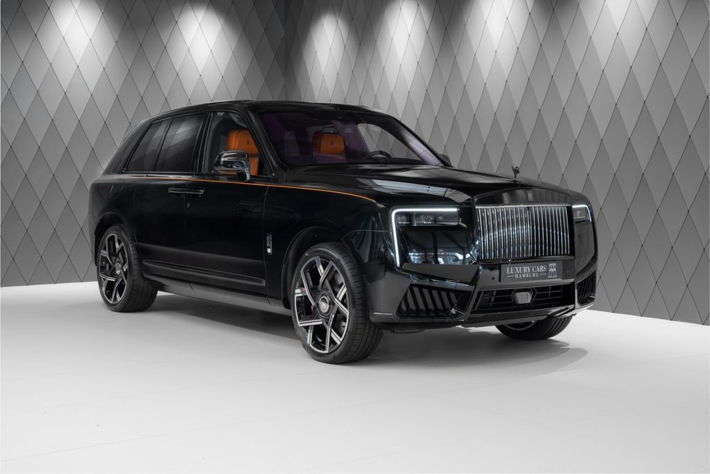 Rolls-Royce Cullinan BLACK BADGE 2026 BLACK/ORANGE FOOTREST