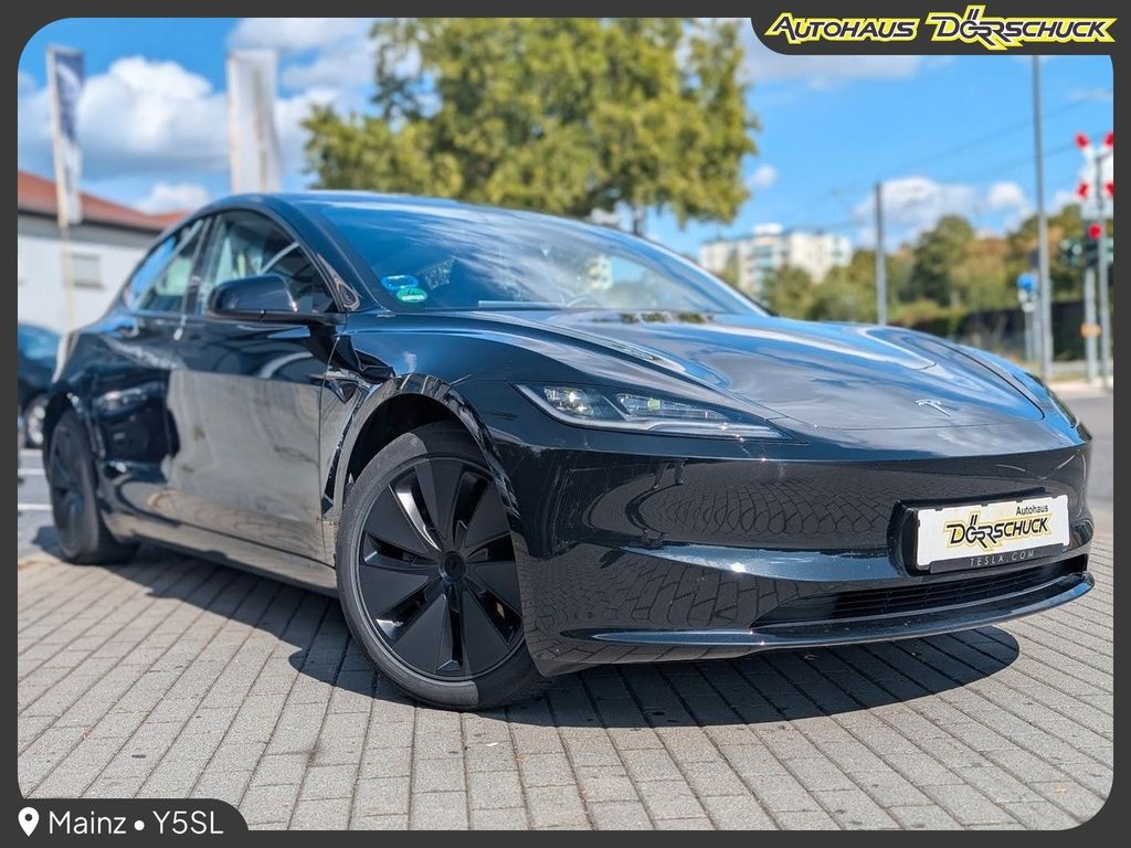Bild des Angebotes Tesla Model 3 1 Hand. Ambiente. Glasdach. LED.