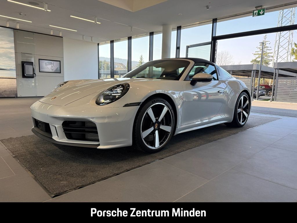 Porsche 992 911 Targa 4S Liftsystem-VA Sportabgas BOSE