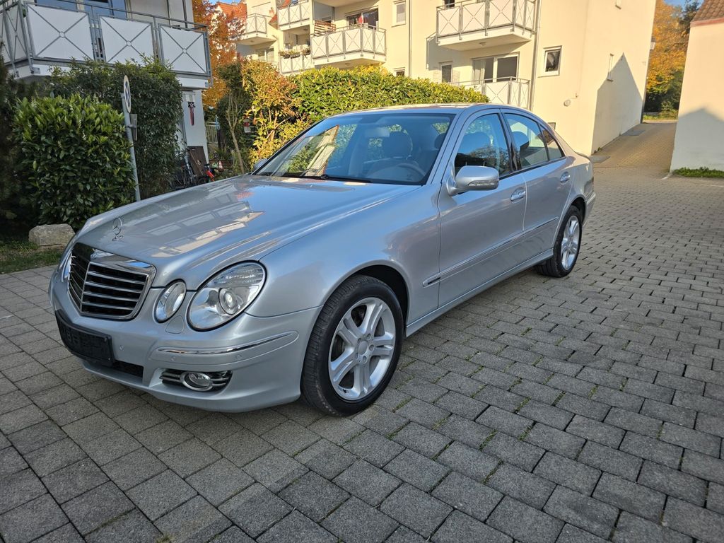 Bild des Angebotes Mercedes-Benz E  320 CDI 4Matic-MERCEDES Scheckheft- NEU TÜV