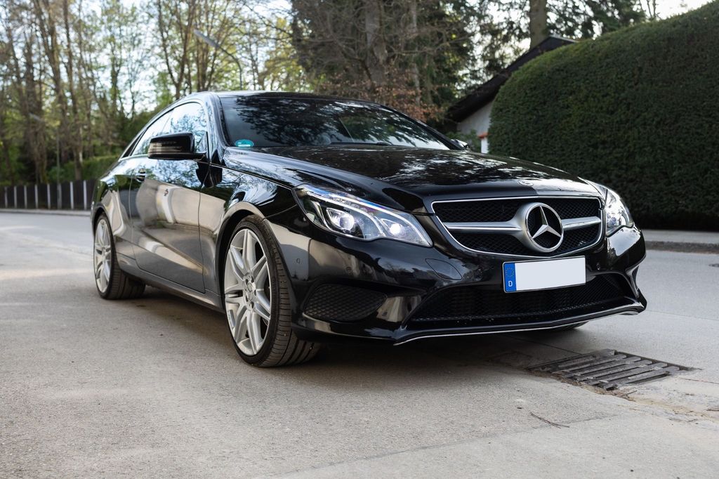 Bild des Angebotes Mercedes-Benz E 250 Autom. Standard