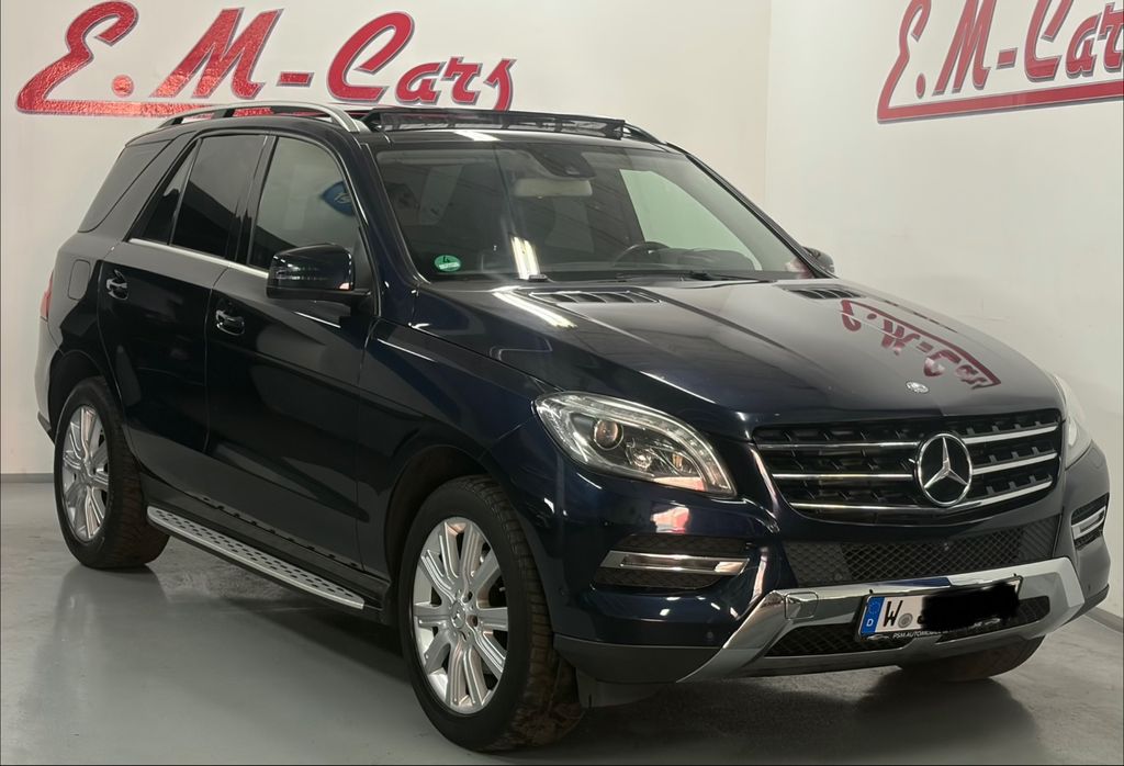 Bild des Angebotes Mercedes-Benz ML 250 BlueTec 4Matic LED Navi Headup Pano
