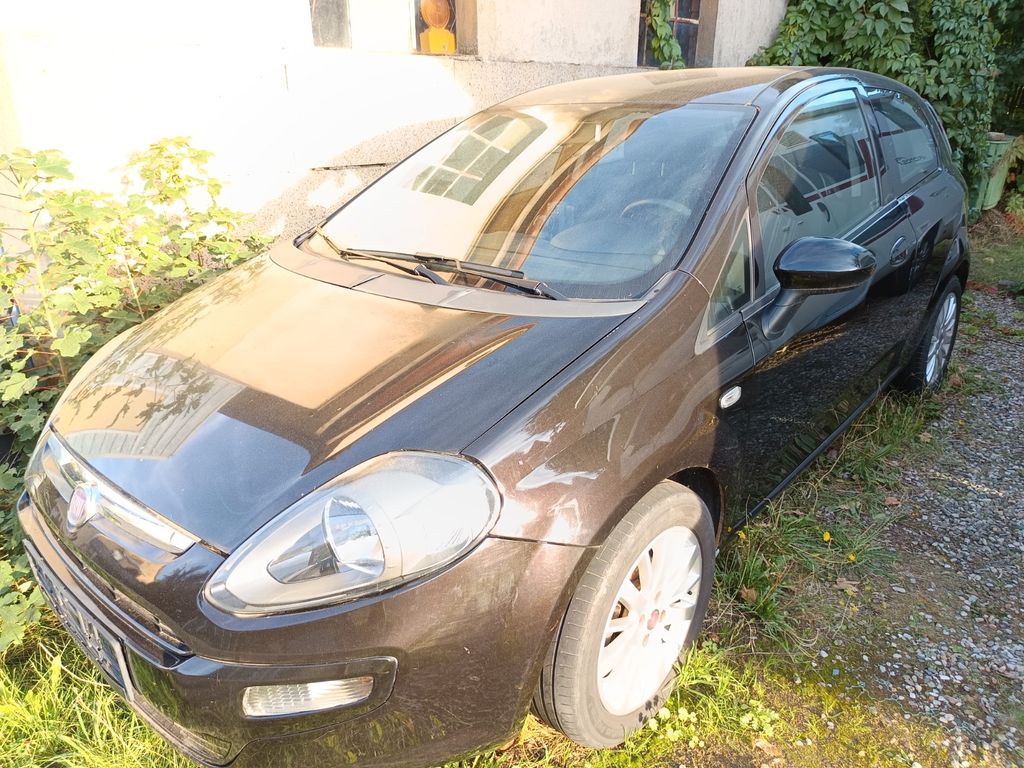 Bild des Angebotes Fiat Punto 1.4 8V Start&Stopp MyLife MyLife