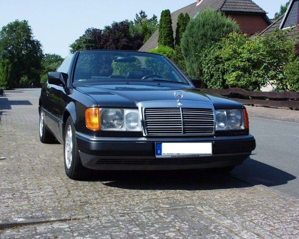 Bild des Angebotes Mercedes-Benz 300CE-24V