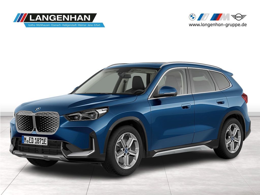 Bild des Angebotes BMW iX1 eDrive20 xLine NAVI HUD AHK PANO ACC H/K LED