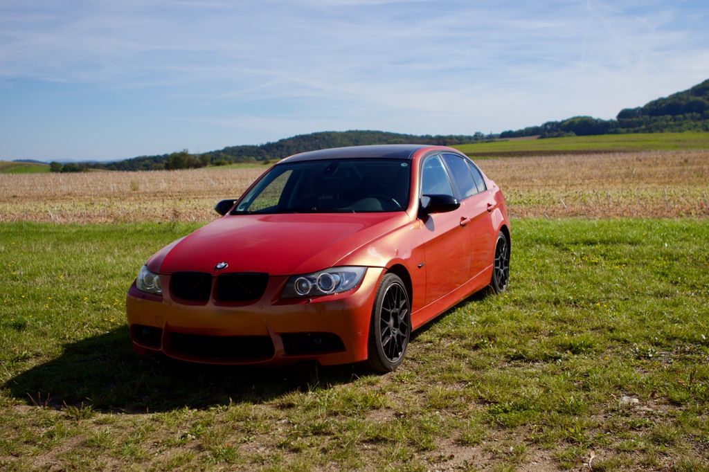 Bild des Angebotes BMW E90 318i - M-Look