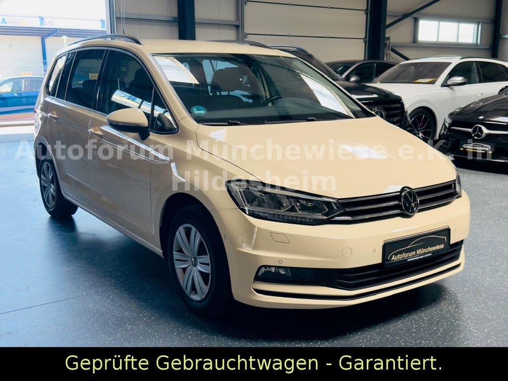 Bild des Angebotes Volkswagen Touran 2,0 TDI DSG *TAXI*7-SITZE*TOTWINKEL*NAVI*