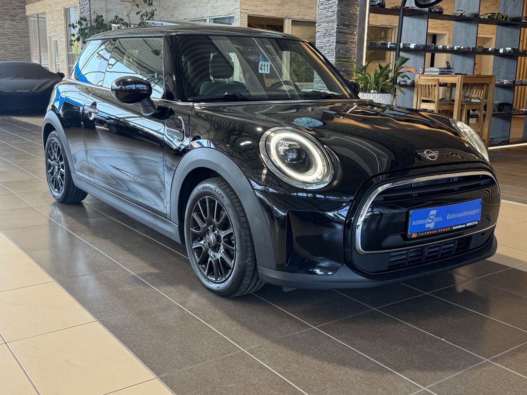 Bild des Angebotes MINI Cooper Essential Trim Teil-Leder R.Cam Pano HUD