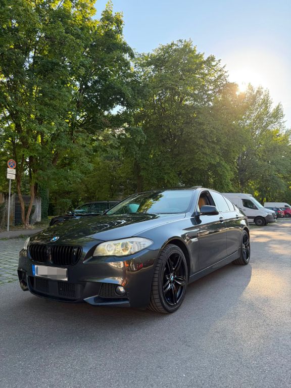 Bild des Angebotes BMW 530d in M Optik