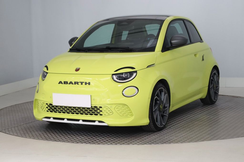 Bild des Angebotes Abarth 500e Scorpionissima Pano+LED+Kamera+Navi