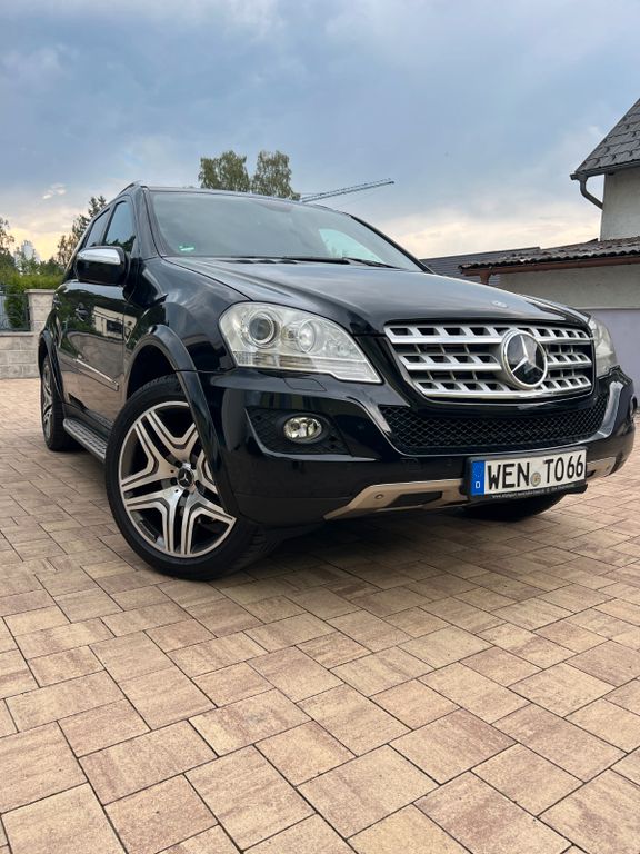 Bild des Angebotes Mercedes-Benz ML 420 CDI 4MATIC -Airmatic Harman Kardon AHK