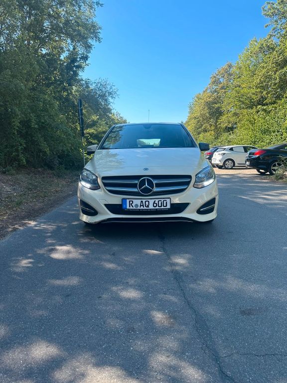 Bild des Angebotes Mercedes-Benz B 180 d -