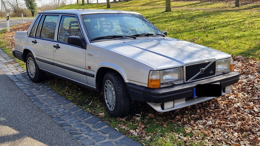 Bild des Angebotes Volvo 740 GL - 1.Lack - rostfrei - unrestauriert...