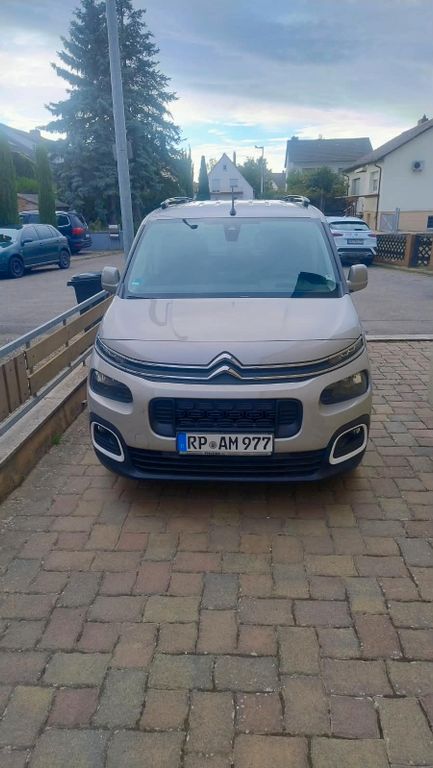 Bild des Angebotes Citroën Berlingo BlueHDi 130 S&S SHINE XL EAT8 SHINE