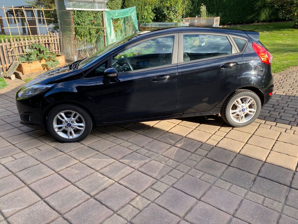 Bild des Angebotes Ford Fiesta 1,0 EcoBoost 74kW Celebration Cel...
