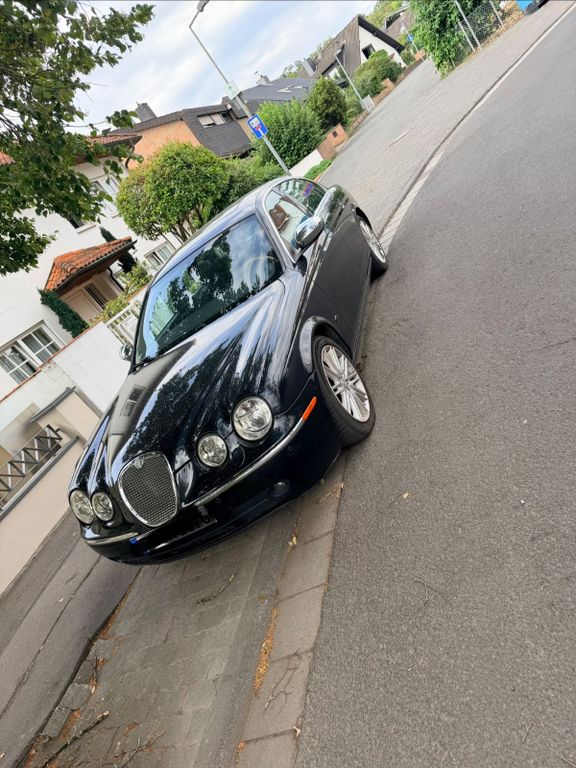 Jaguar S-Type 3 Liter V6 Executive Executive