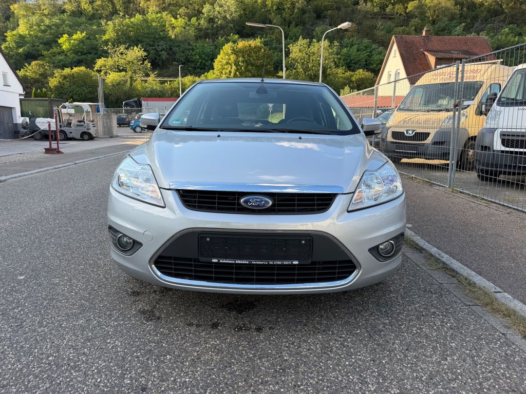 Bild des Angebotes Ford Focus Lim. Ghia