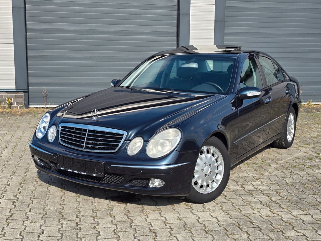 Bild des Angebotes Mercedes-Benz E 270 CDI Elegance Leder Navi Tempomat Tüv