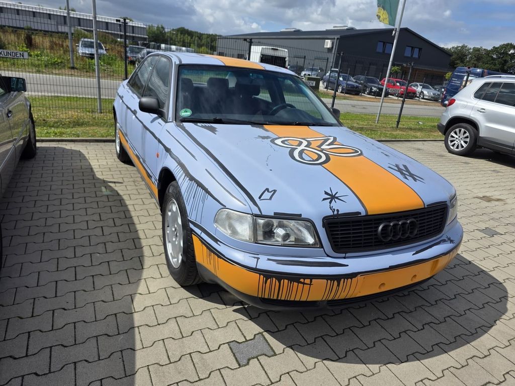 Audi A8 2.8