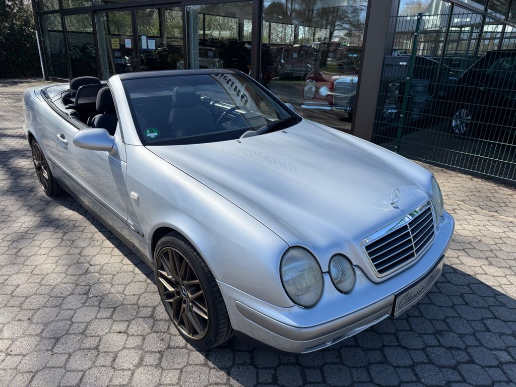 Bild des Angebotes Mercedes-Benz CLK 230 Kompressor Sport