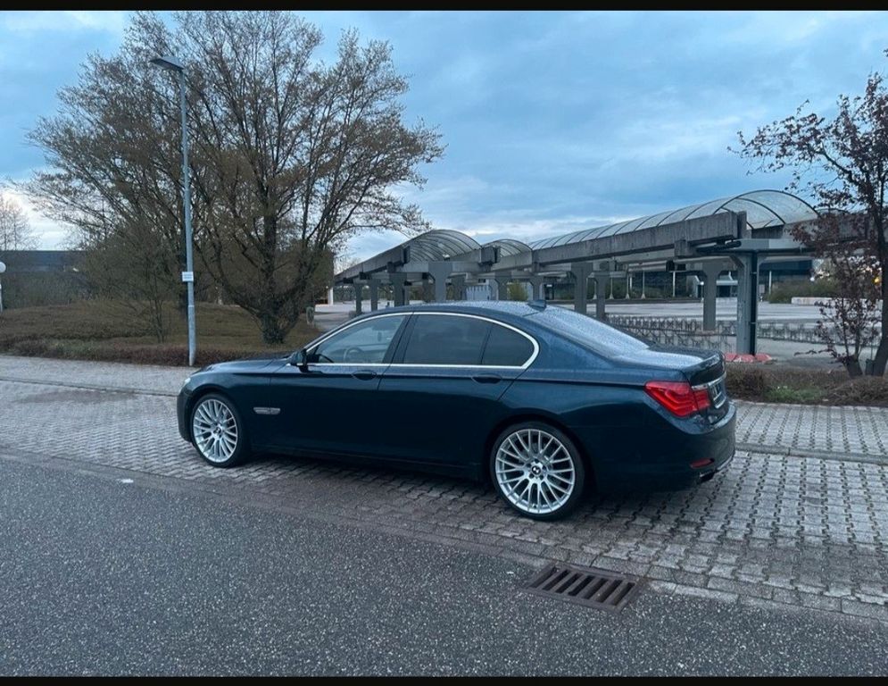 Bild des Angebotes BMW 740i F01 Voll