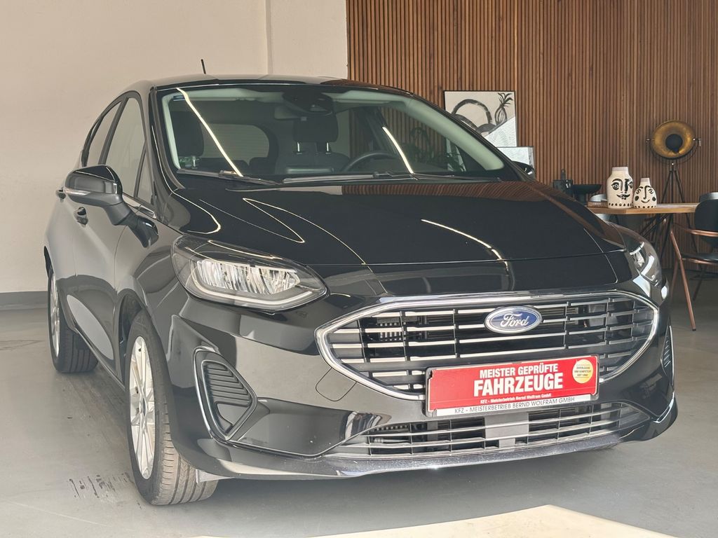 Bild des Angebotes Ford Fiesta 1.0 EcoBoost Hybrid Titanium