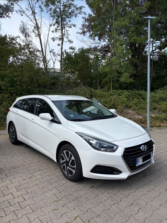 Bild des Angebotes Hyundai i40 1.7 CRDi 104kW blue Trend Trend