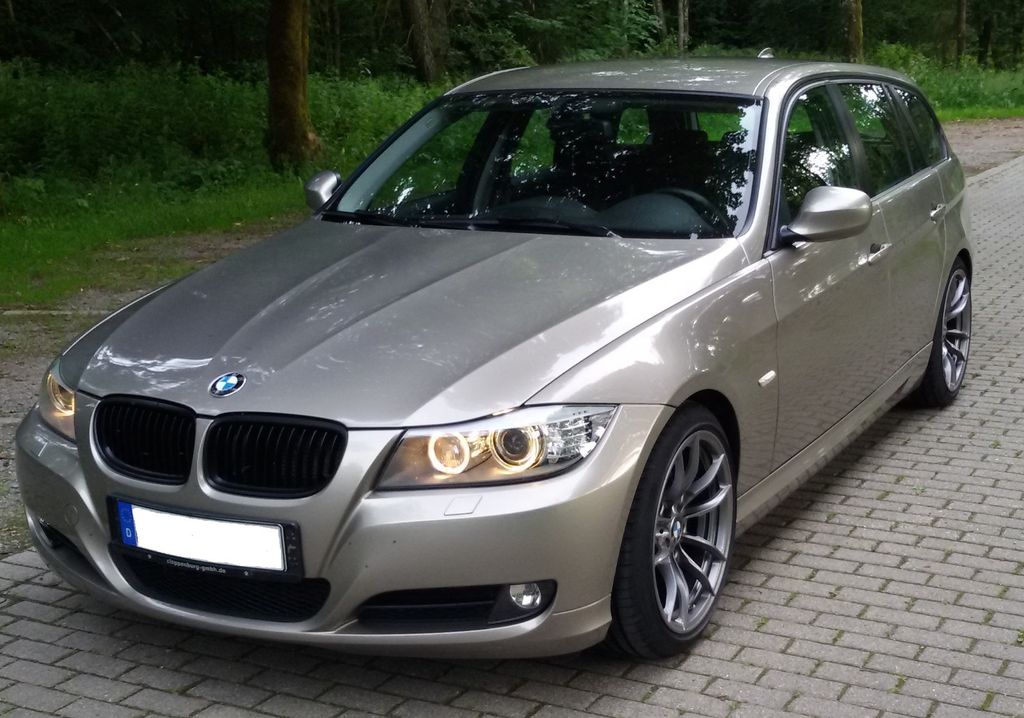 Bild des Angebotes BMW 320d Touring Xenon, Navi, H&R Sportfahrwerk