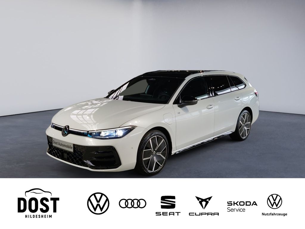 Bild des Angebotes Volkswagen Passat R-Line 1,5 l eHybrid DSG PANO+AHK