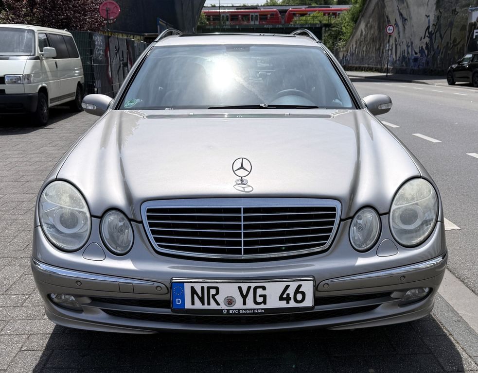 Bild des Angebotes Mercedes-Benz E 280 CDI T-Modell AVANTGARDE LEDER SCHIEBEDACH