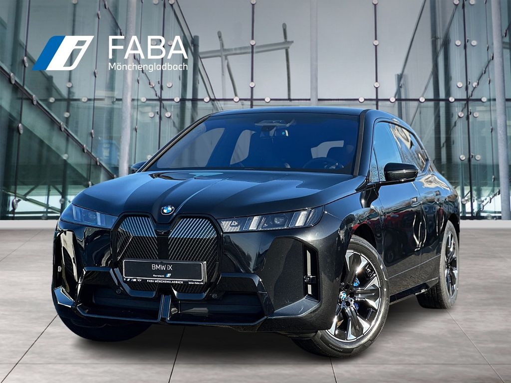 Bild des Angebotes BMW iX xDrive45 M Sportpaket HK HiFi DAB LED