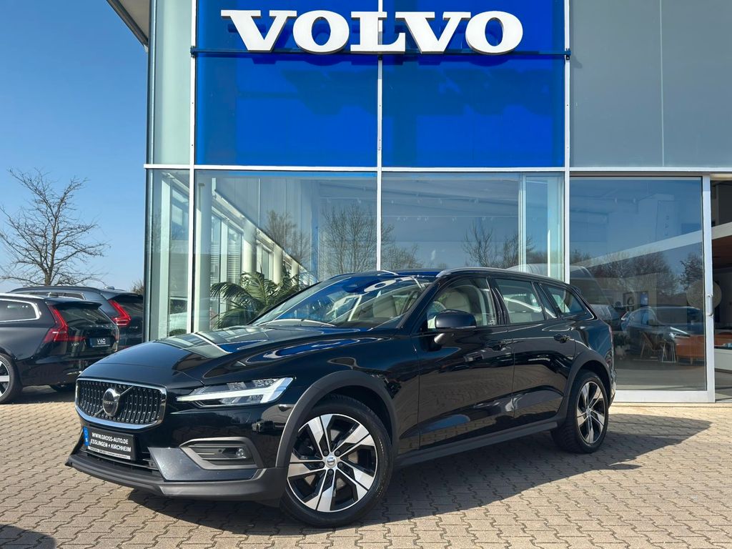 Bild des Angebotes Volvo V60 Cross Country B4d Diesel Ultimate AWD