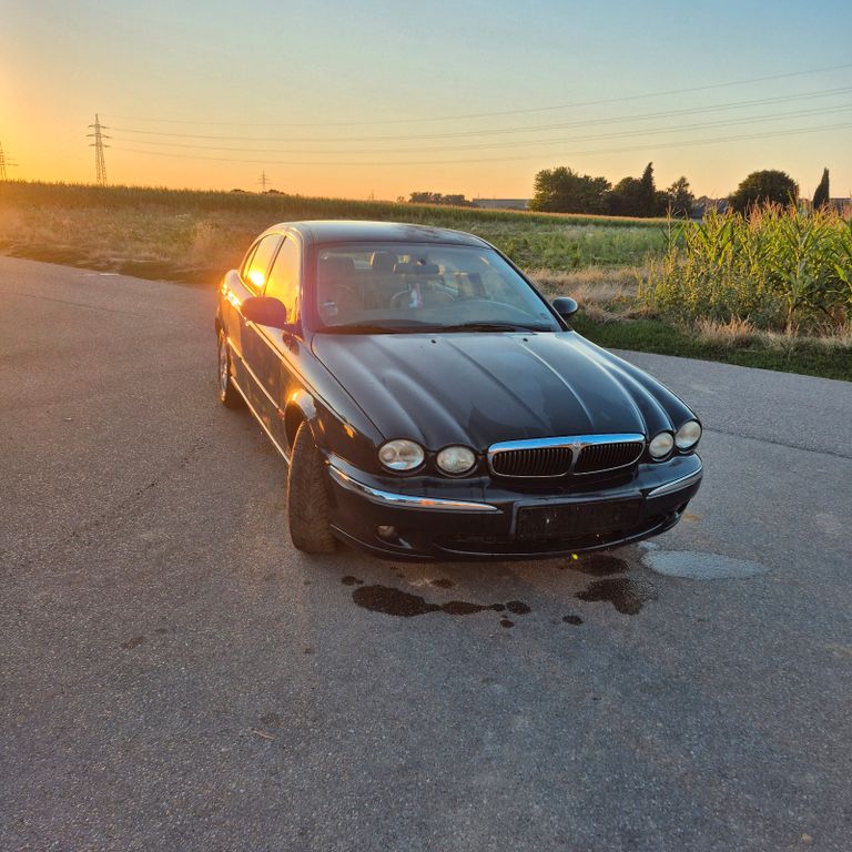Bild des Angebotes Jaguar X-Type 2 Liter V6 -