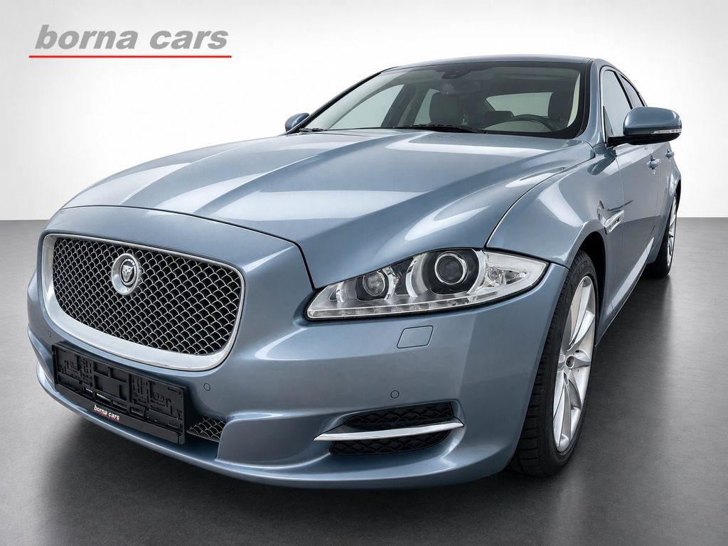 Bild des Angebotes Jaguar XJ Premium Luxury AWD 3.0 Neuwagenduft 1.Hand SR