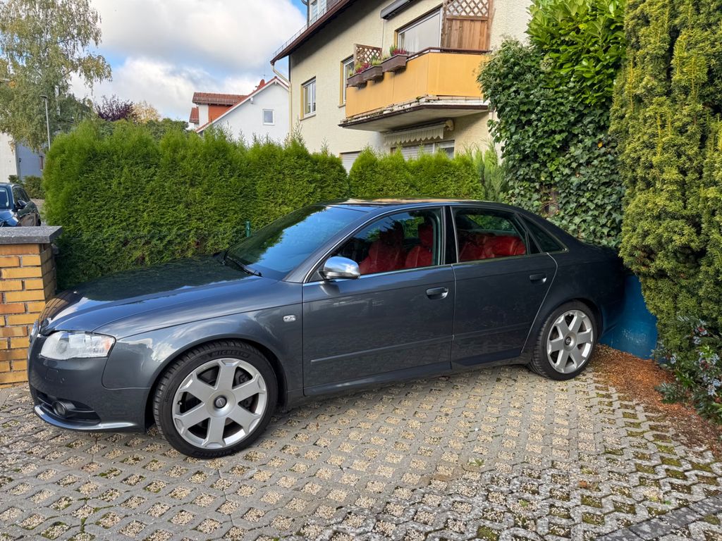 Bild des Angebotes Audi S4 4.2 quattro V8 Sammler Fahrzeug, Carbon