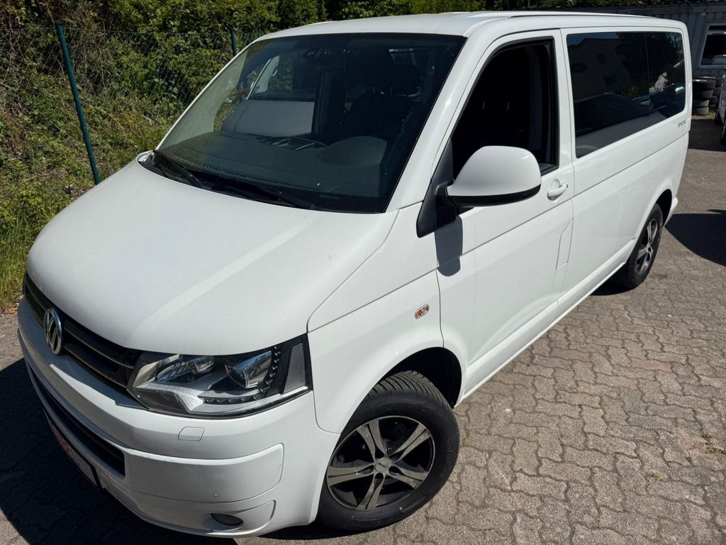 Bild des Angebotes Volkswagen T5 Multivan 2.0 140PS/Tempomat/AHK./BI-Xenon/7.S