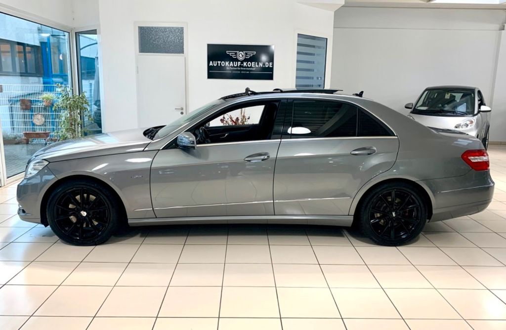 Bild des Angebotes Mercedes-Benz E 350  CDI Avantgarde/Panaromadach/Navi/Xenon