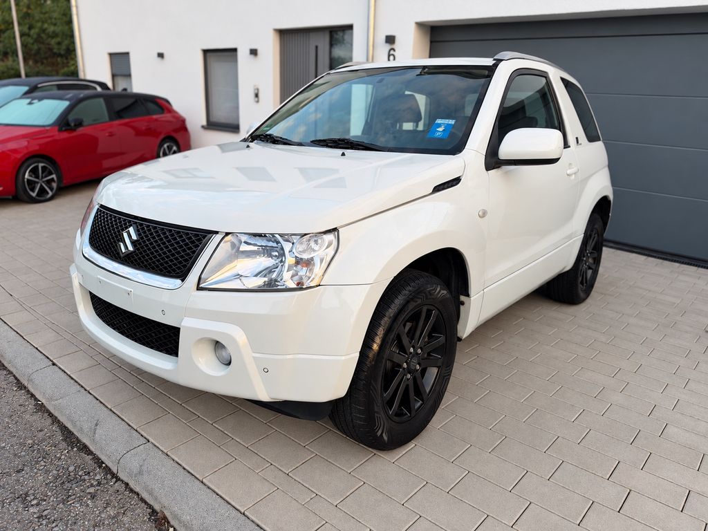 Bild des Angebotes Suzuki Grand Vitara 1.6 Black and White"Leder"Allrad"