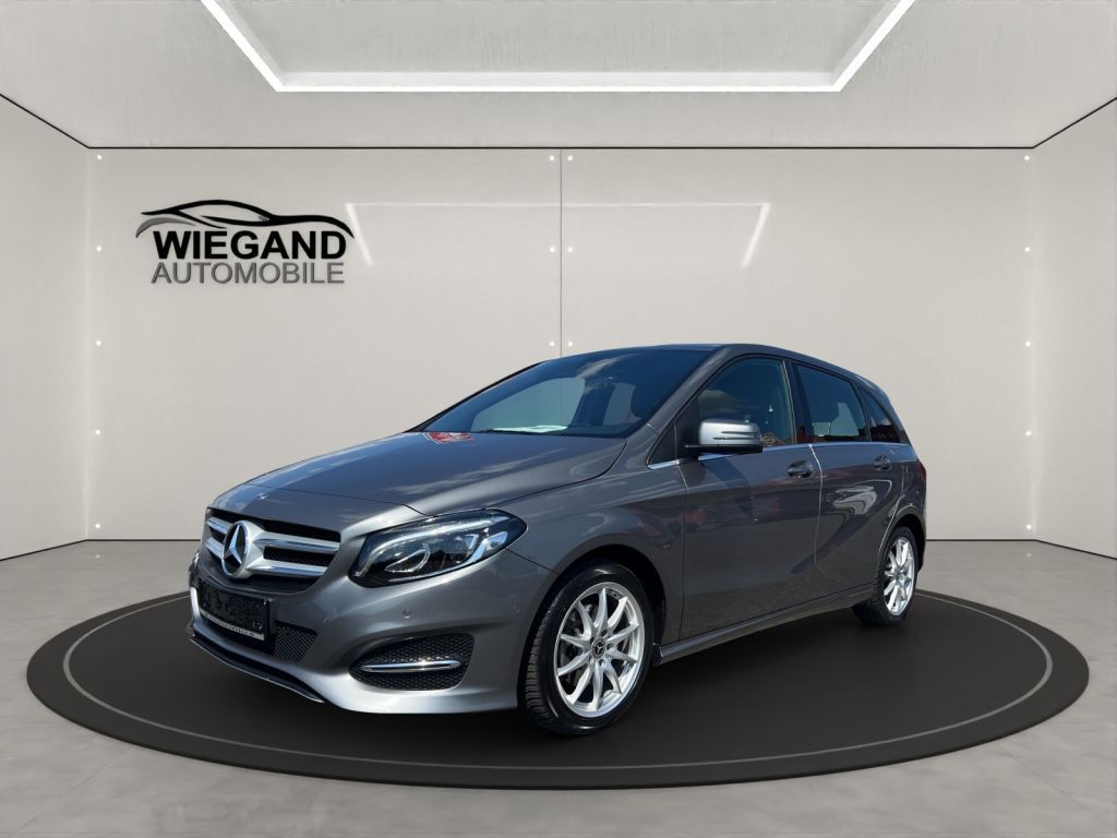 Bild des Angebotes Mercedes-Benz B 180 7G-DCT Urban+LED+AHK+NAVI+RFK+
