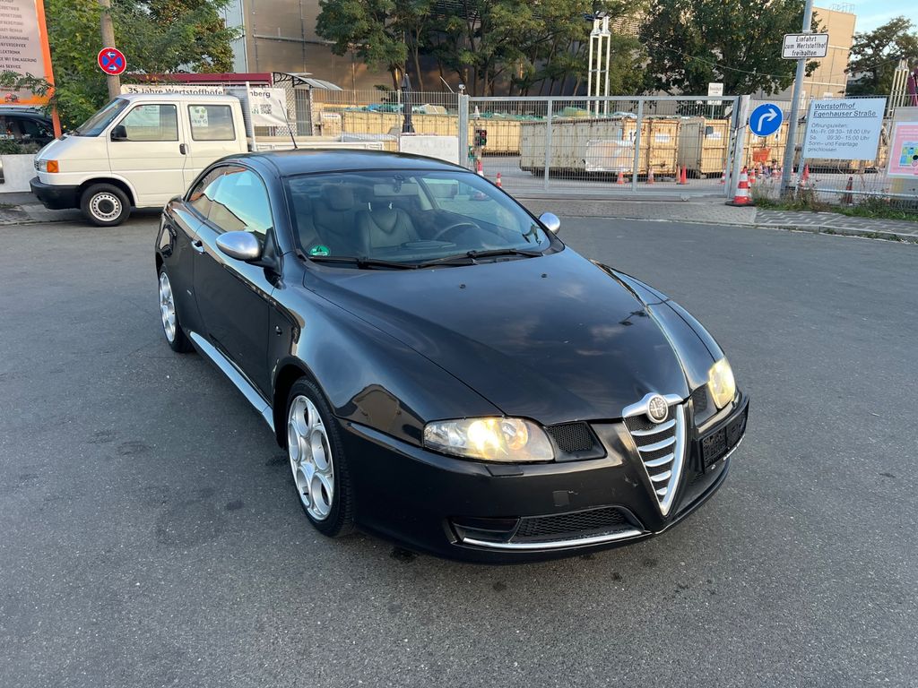 Alfa Romeo GT 2.0 16V JTS Selespeed Sportiva Automatik