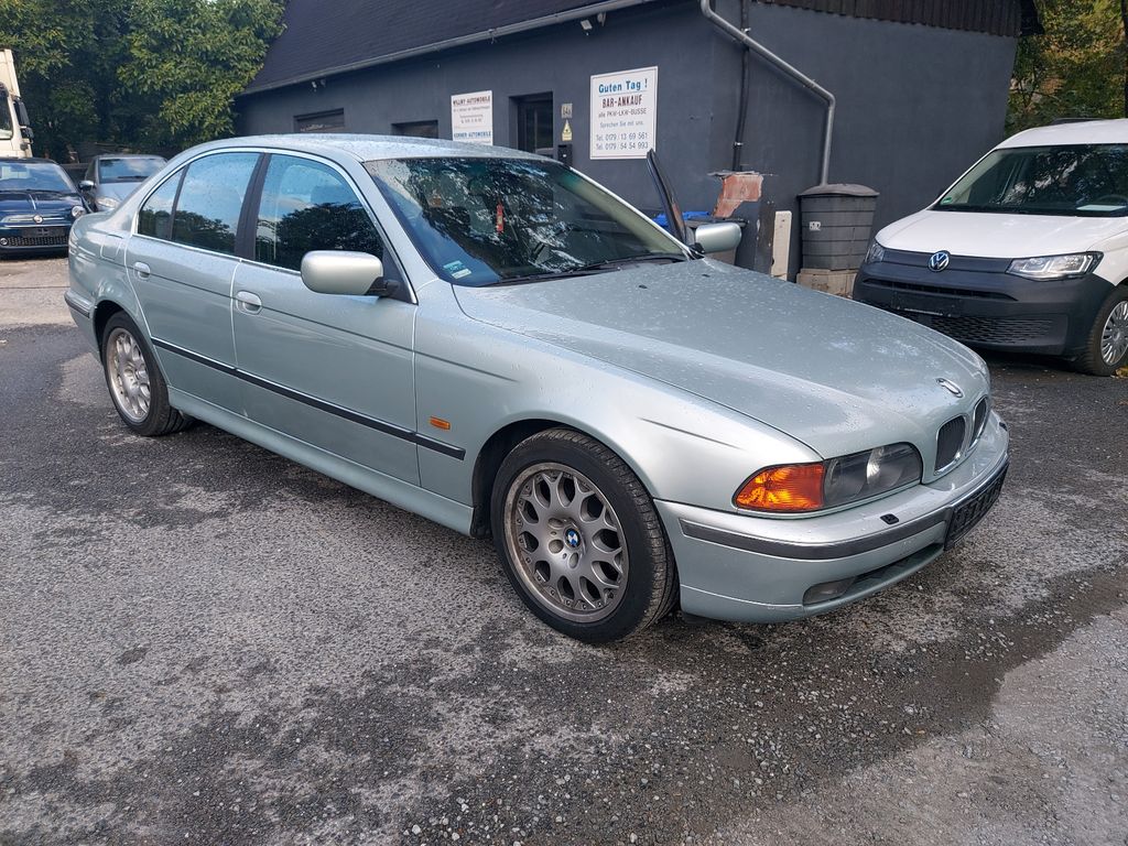 Bild des Angebotes BMW 523i Aut&AHK 1900kg&Xenon
